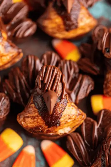 Easy Chocolate Turkey Treats