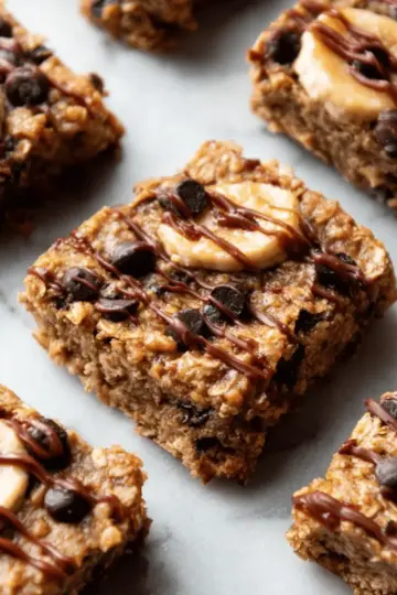 Peanut Butter Banana Chocolate Chip Oatmeal Bars