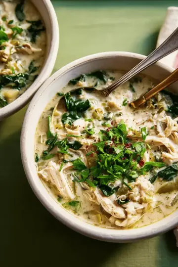Slow-Cooker Spinach & Artichoke Chicken Soup