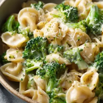 Creamy Broccoli Pasta – One Pot!