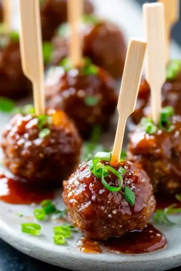 Cocktail Meatballs with Sweet & Sour Dipping Sauce