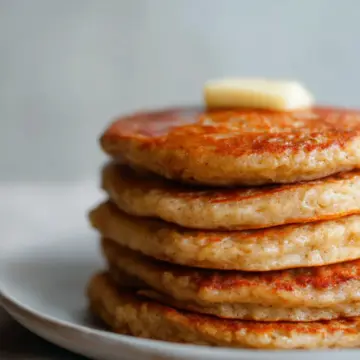 Healthy Oatmeal Apple Pancakes