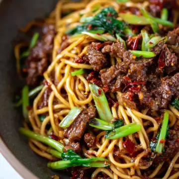 Caramelised Sticky Beef Noodles