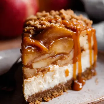 salted caramel apple pie cheesecake