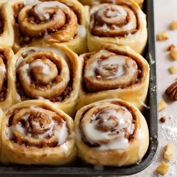 Soft-Baked Apple Cinnamon Rolls